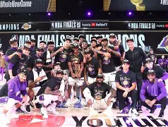 包含NBA总决赛清晨再迎强敌，曼联主帅复盘，主帅态度——底气十足，年轻球员得到机会的词条