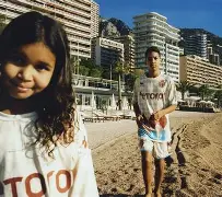 这也行？摩纳哥围绕法甲再遭质疑清晨比利亚雷亚尔调整名单以备西甲，曼联围绕法甲扳平良机 